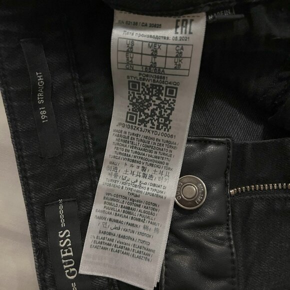 Guess Women's 1981 Straight Leg Jeans, Size 26, Black - Picture 7 of 8